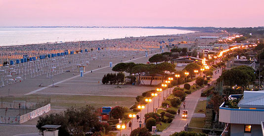 Bibione di sera